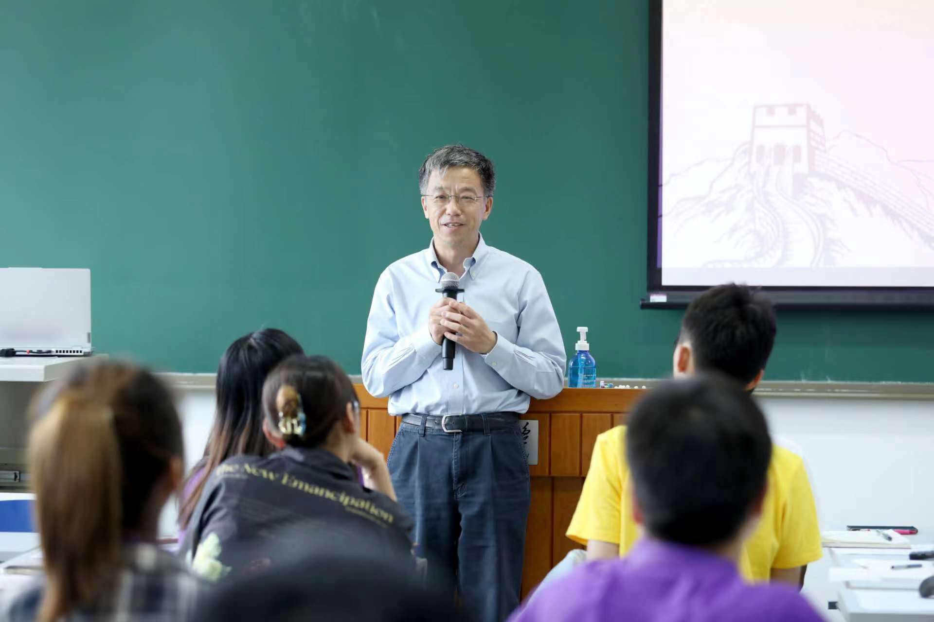 20230514-开云app官网下载安卓开展“百年接力，强国有我——奋进新征程”集中主题党团日-石家东-史宗恺参加清华、北大、南开三校联合主题党团日.jpg